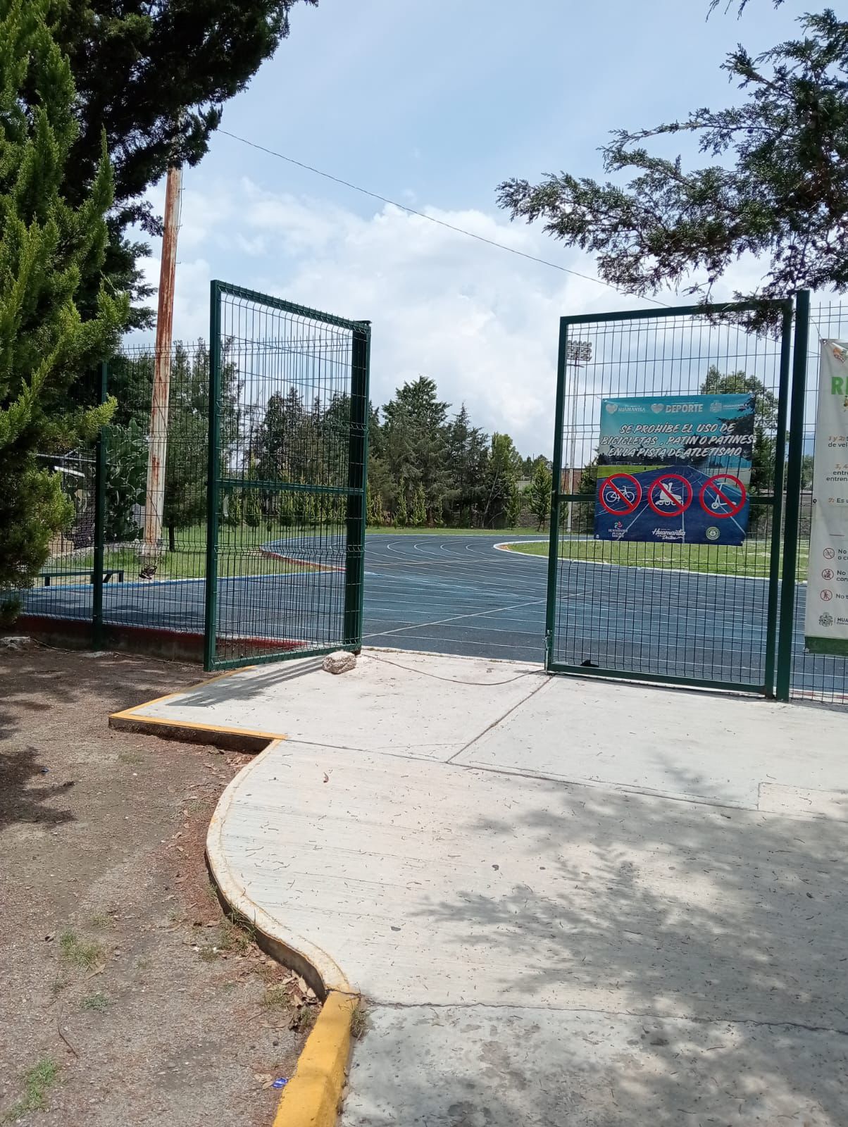 Reabre pista de tartán de la Unidad Deportiva de Huamantla; canchas de fútbol 5 esperan entrega oficial